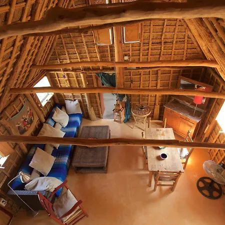 Casas Karen