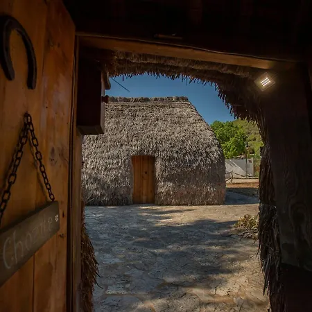 Casas Karen