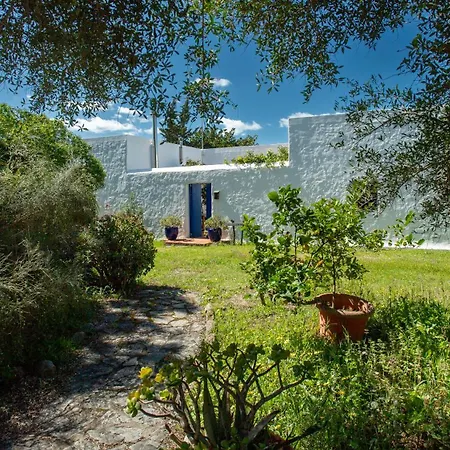 Casas Karen Apartment